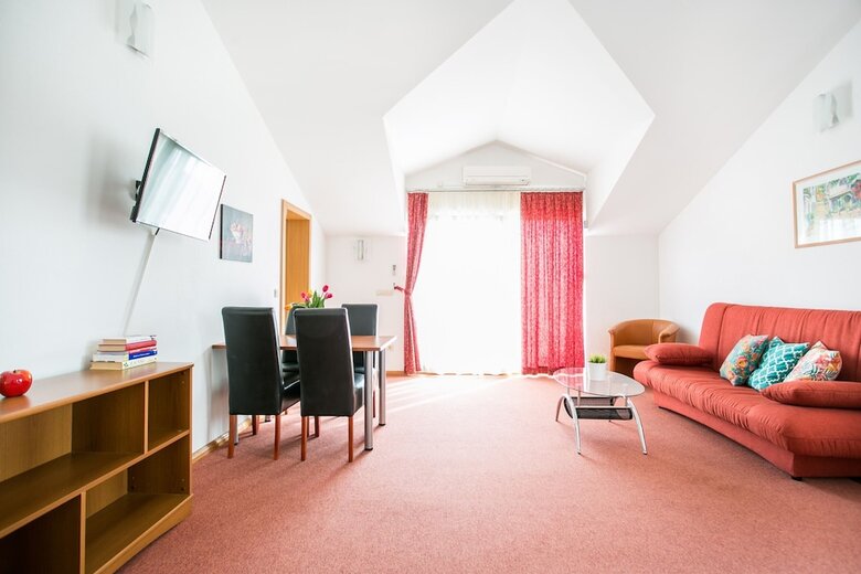 Apartments Bili