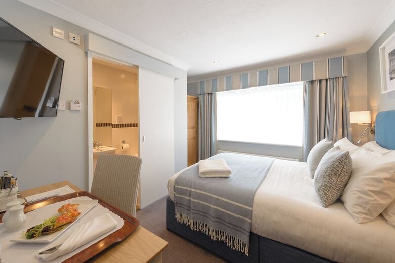 Hotel The Connaught Lodge