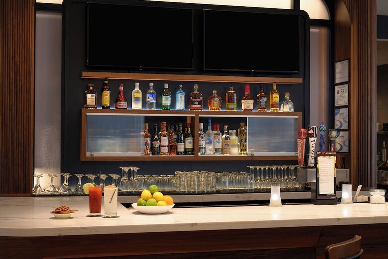 Hotel Courtyard By Marriott Charlotte Waverly