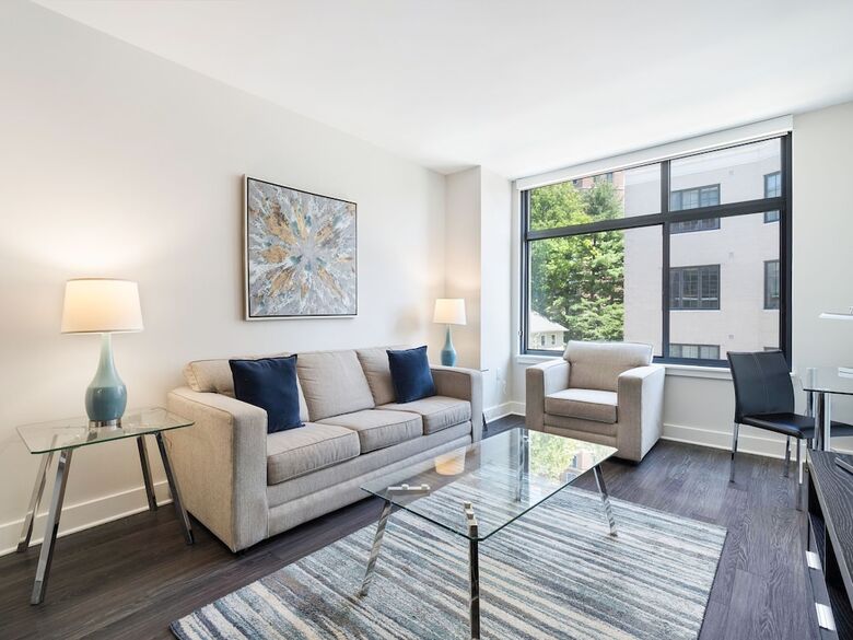Aparthotel Global Luxury Suites At Bethesda Metro