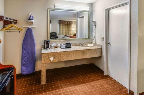 Motel Rodeway Inn North Charleston