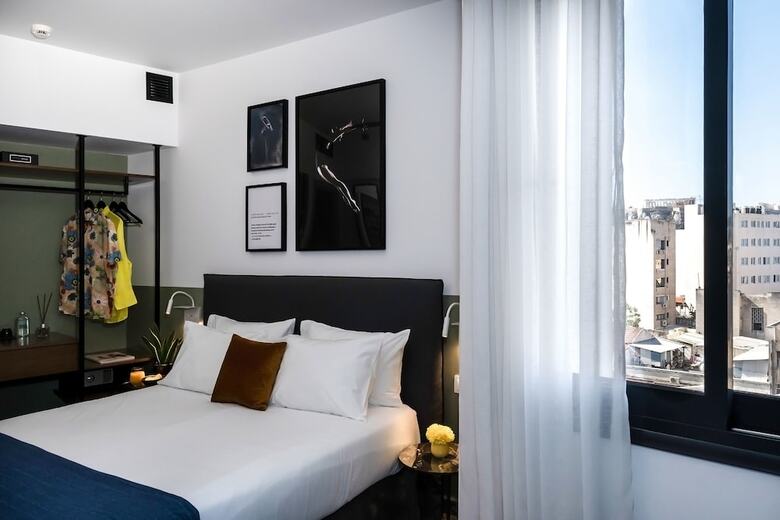 Play Theatrou, A Member Of Brown Hotels