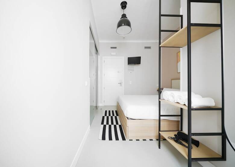 Aparthotel Numa Madrid Script
