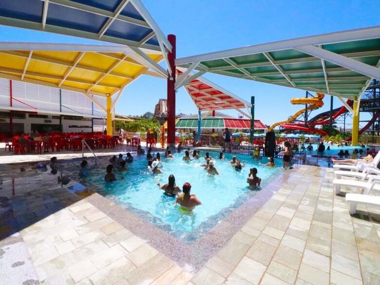 Apartamentos Diroma Resort Com Um Dia No Acqua Park