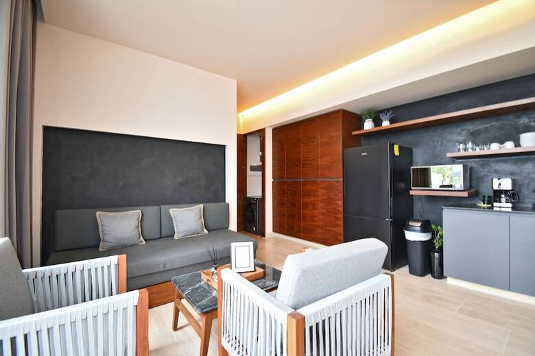 Ceren Luxury Apartments By Spot Rentals