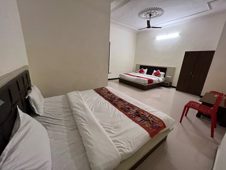Hotel Pushkar Regency Resort