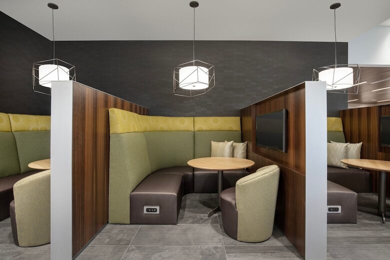 Hotel Courtyard By Marriott Nanaimo