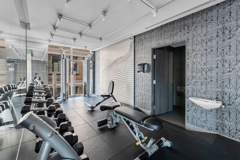 Hotel Stallion Suites - Entertainment District