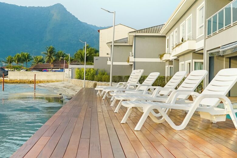 Hotel Velinn Pousada Angra Sunset