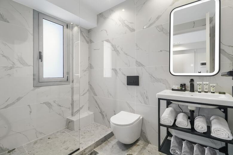 Hotel Abov Athens