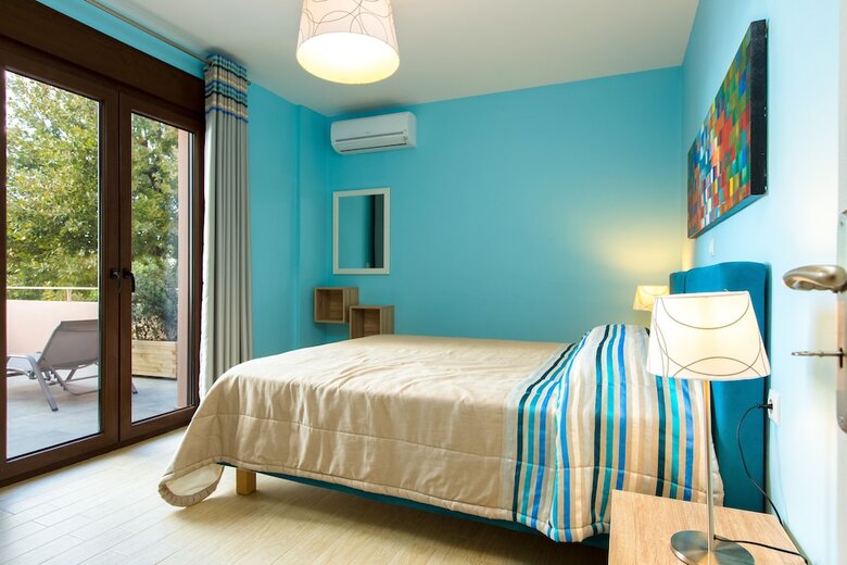 Hotel Stella In The Village Suites