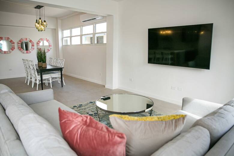 Apartamentos N1 Condos