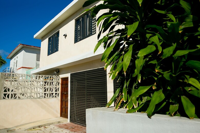 Apartamentos N1 Condos