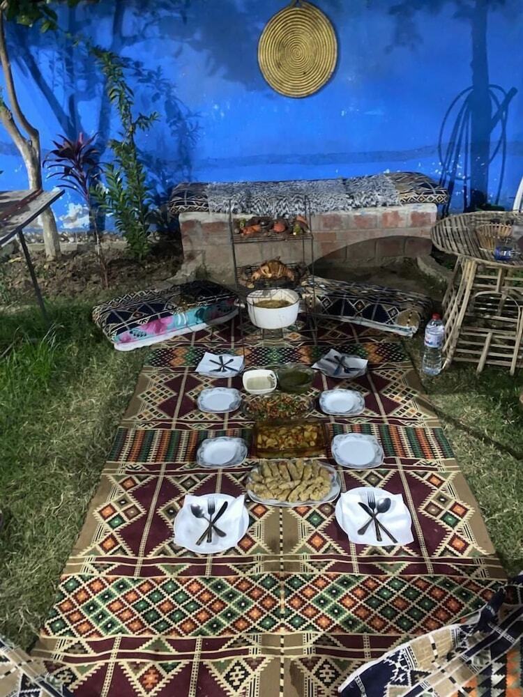 Blue Palace Garden
