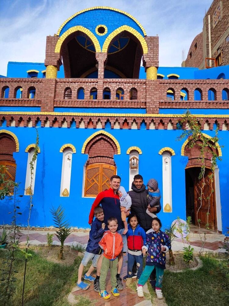 Blue Palace Garden