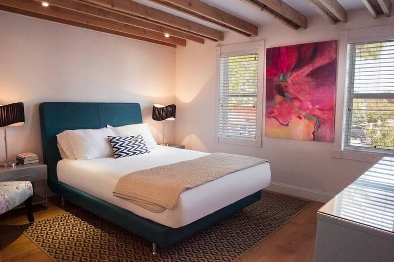 Zey Hotel