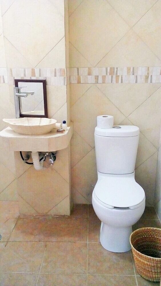 Hotel Caba�as Telay�