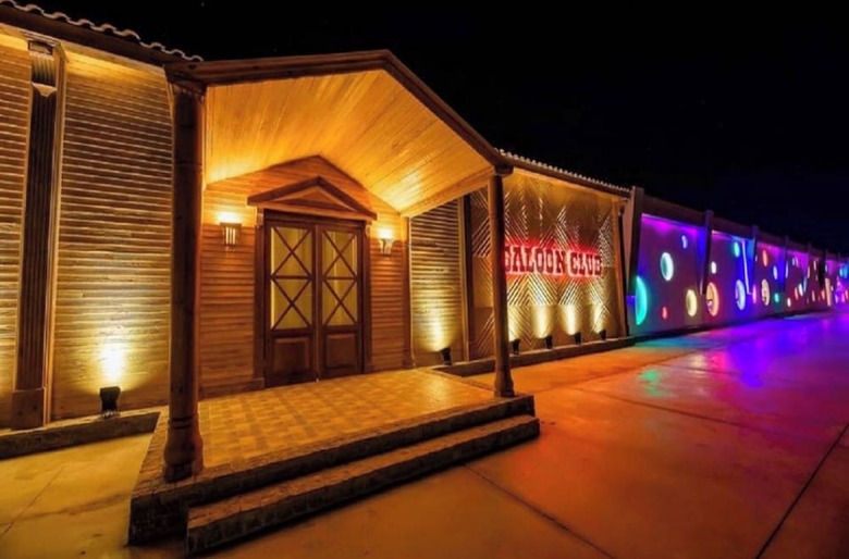 Hotel Gravity Resort Families & Couples Only