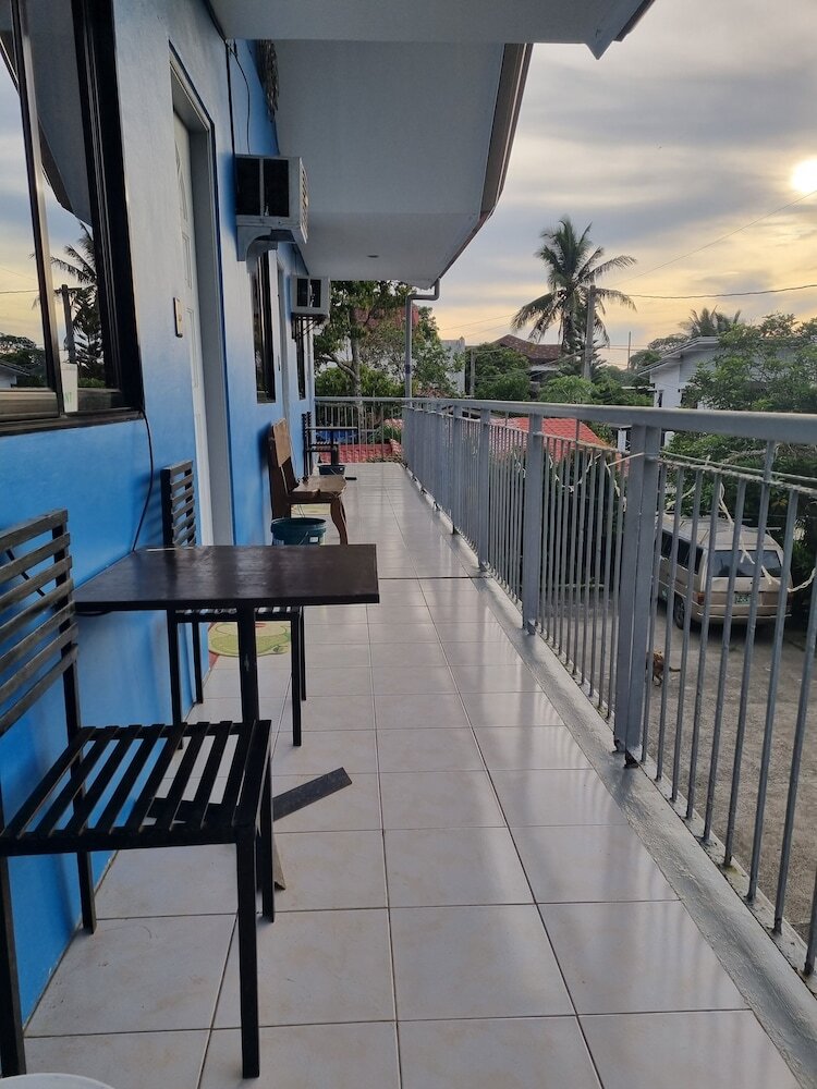 Aparthotel Laurien's Apartelle