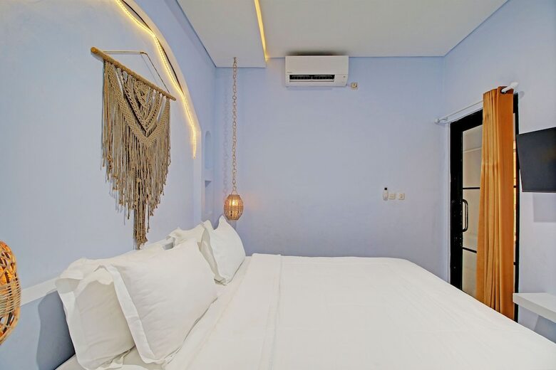 Hotel Collection O 93004 Double D Guest House