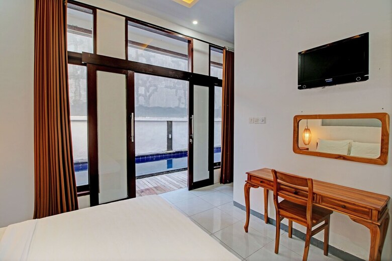 Hotel Collection O 93004 Double D Guest House