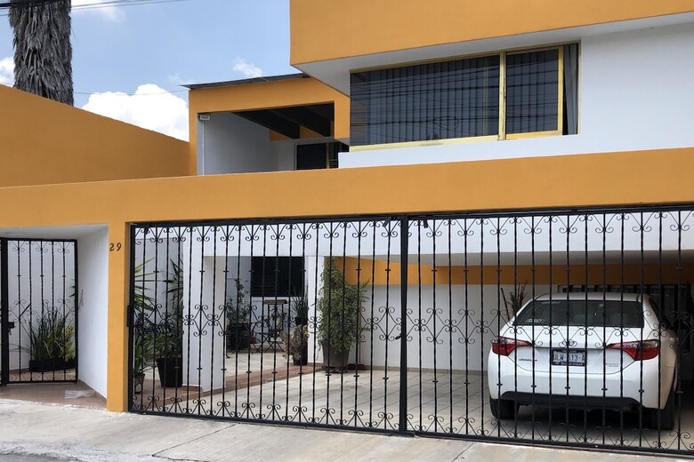 Collection O Frida Suites & Lounge
