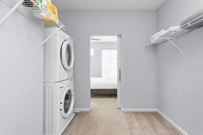 Aparthotel Cozysuites Two Stylish Apts Monument Cir