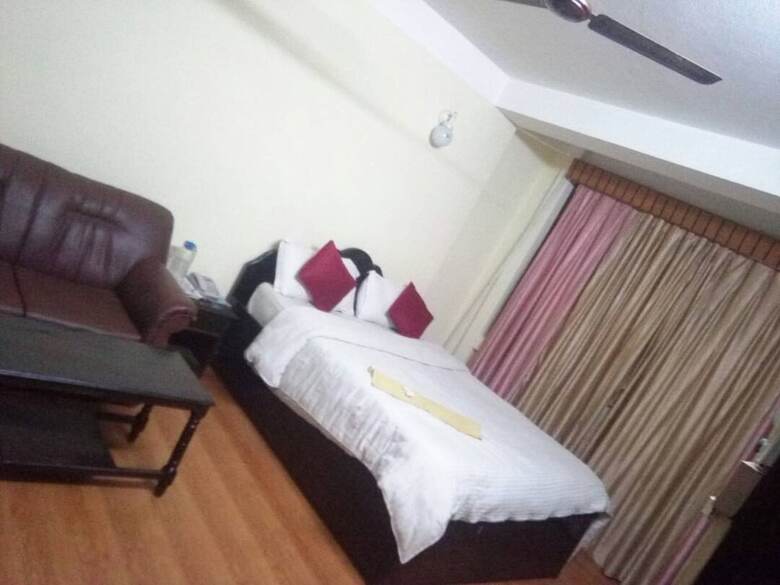 Hotel Everest Mount Holiday