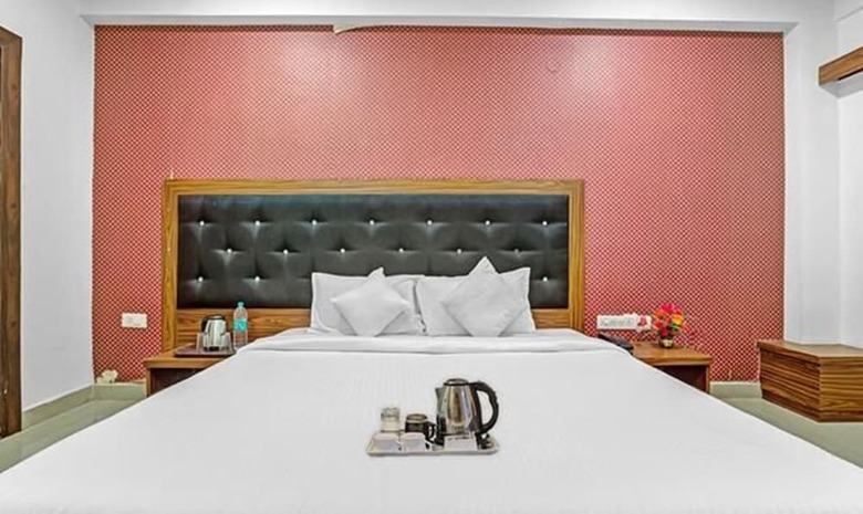 Fabhotel Olive Residency Inn