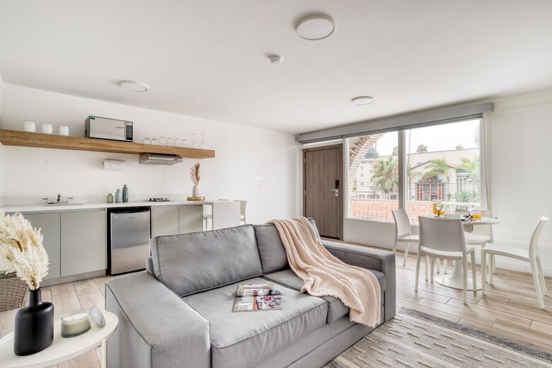 Aparthotel Beach House By Uliv