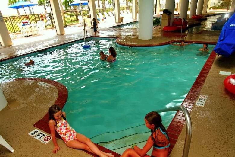 Hotel Holiday Sands North On The Boardwalk