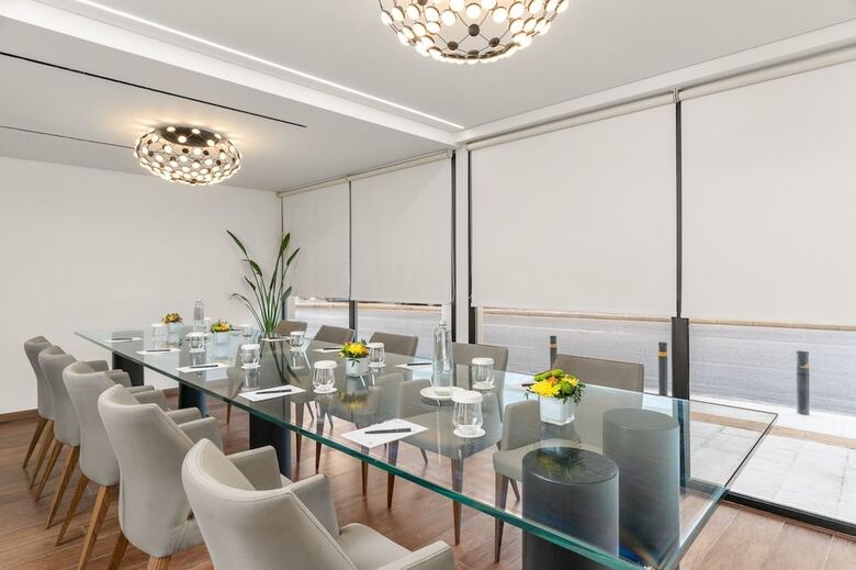 The Athenaeum Luxury Hotel