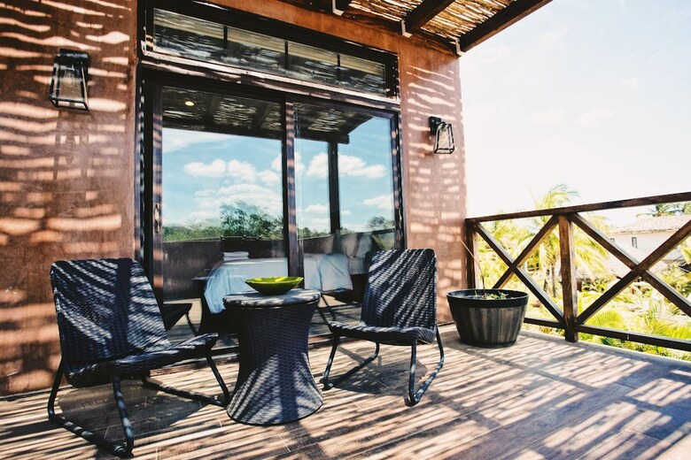 El Sitio Villas
