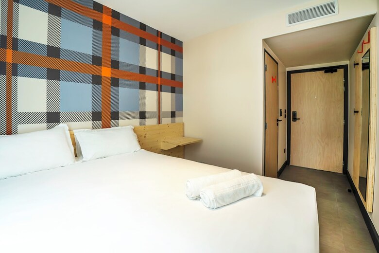 Easyhotel Marseille Euromed