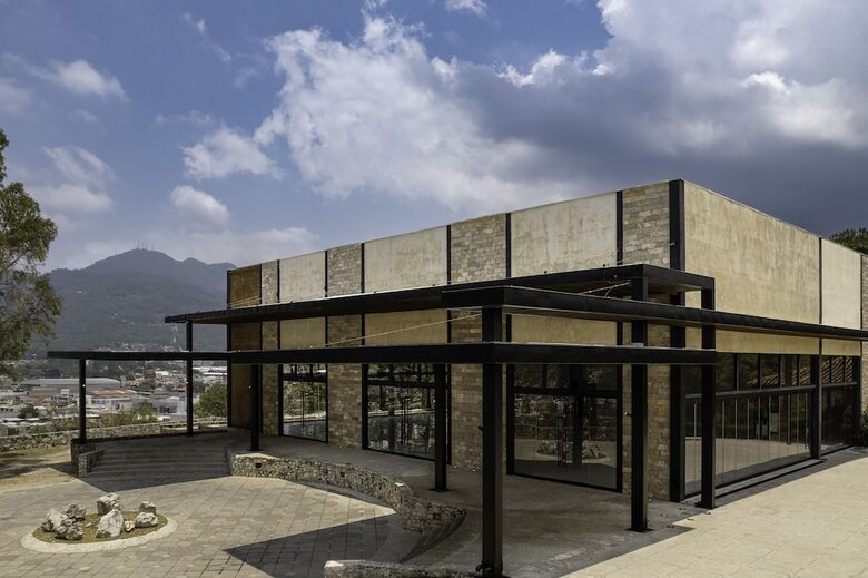 Hotel Rocaval