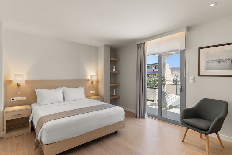 Hotel Gallery Central Piraeus Port