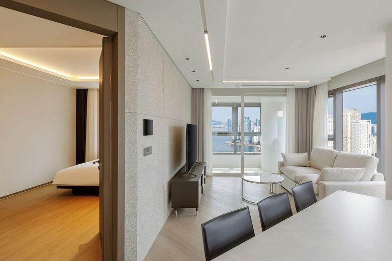 Newcz Haeundae Residence