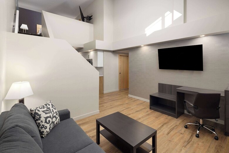 Hotel Baymont By Wyndham West Edmonton