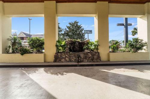 Motel Quality Inn Coliseum
