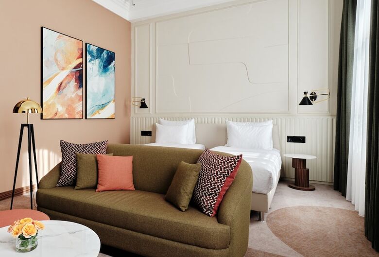 Hotel Crowne Plaza Tashkent By Ihg