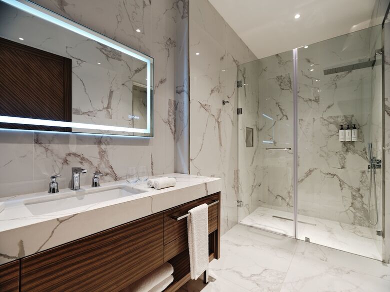 Hotel Crowne Plaza Tashkent By Ihg
