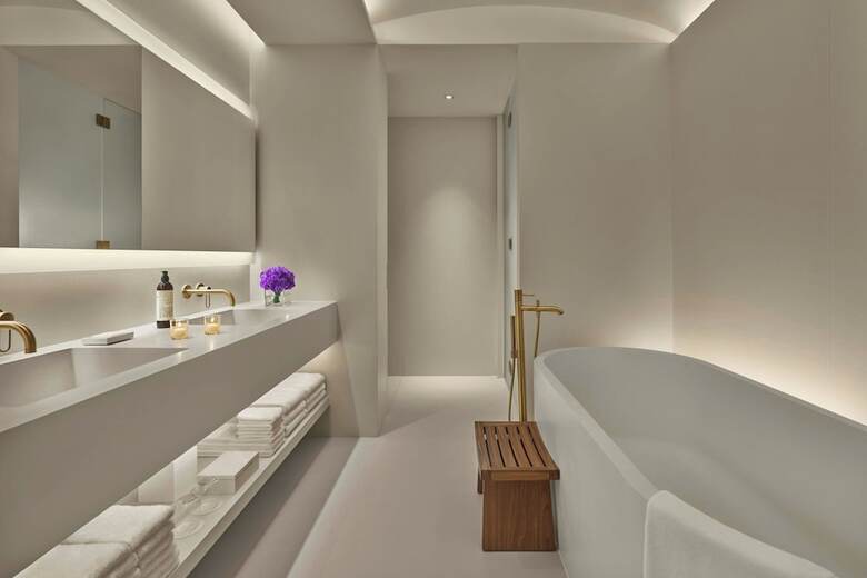 Hotel The Singapore Edition