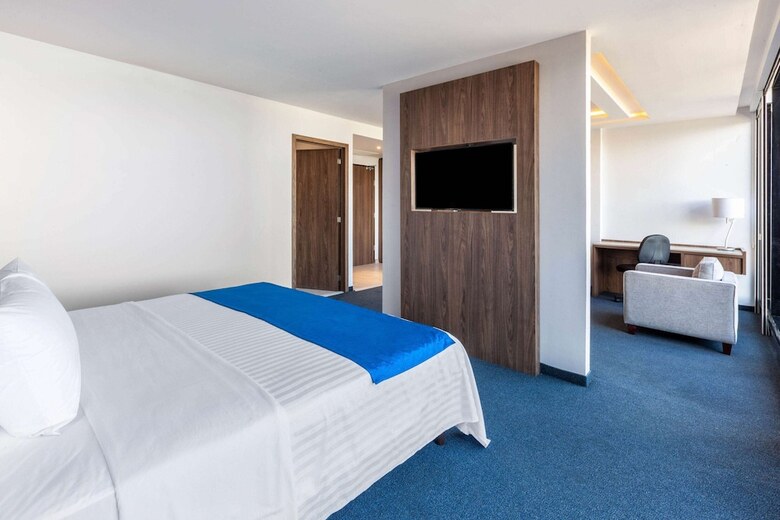 Hotel Wyndham Puebla Angelopolis