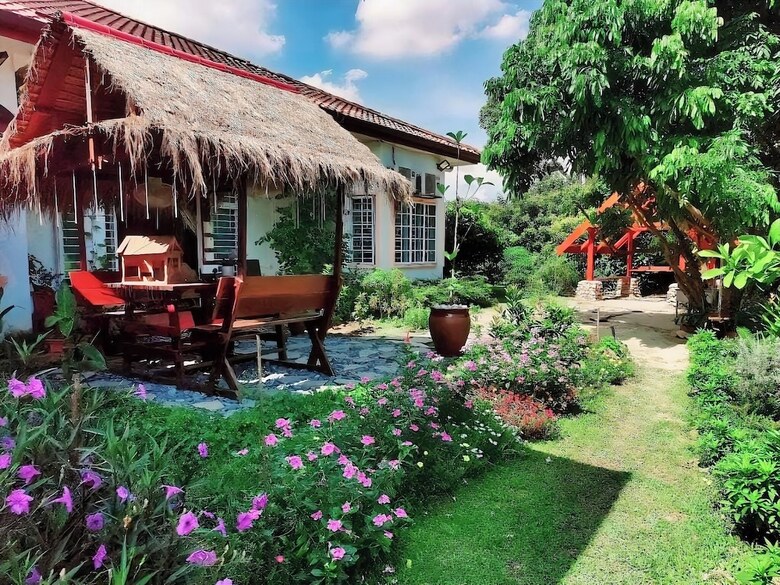 Villa Solihin