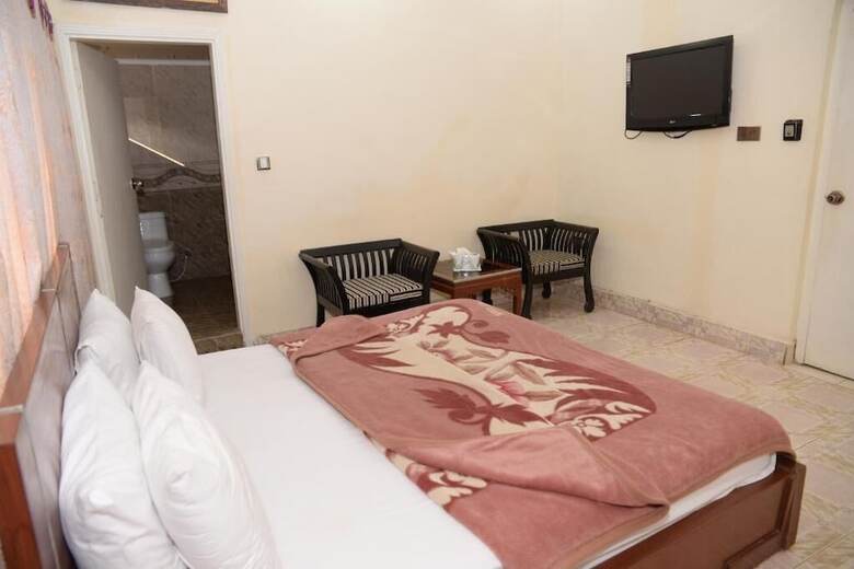 Stay Inn Guest House