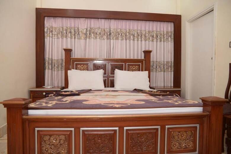 Stay Inn Guest House