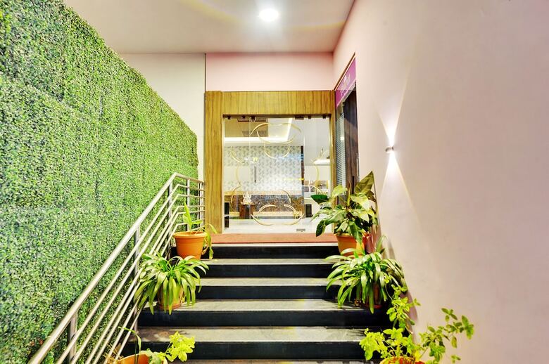 Hotel Vista Suites, Bangalore