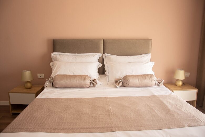 Aparthotel Wave Beachfront Apartments