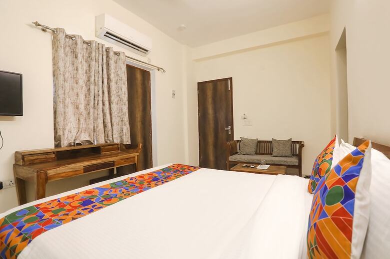 Fabhotel The Avasa