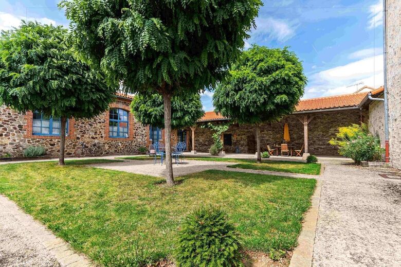 Le Domaine Des �coliers